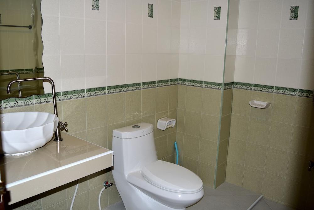 Kate House Bangsaphan سابان بانغ المظهر الخارجي الصورة