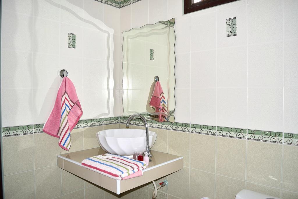 Kate House Bangsaphan سابان بانغ المظهر الخارجي الصورة