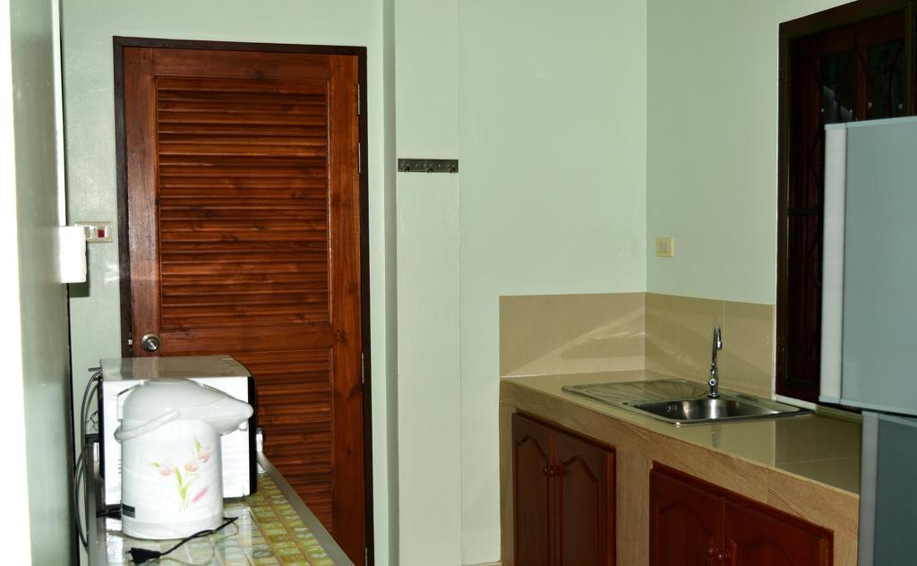 Kate House Bangsaphan سابان بانغ المظهر الخارجي الصورة