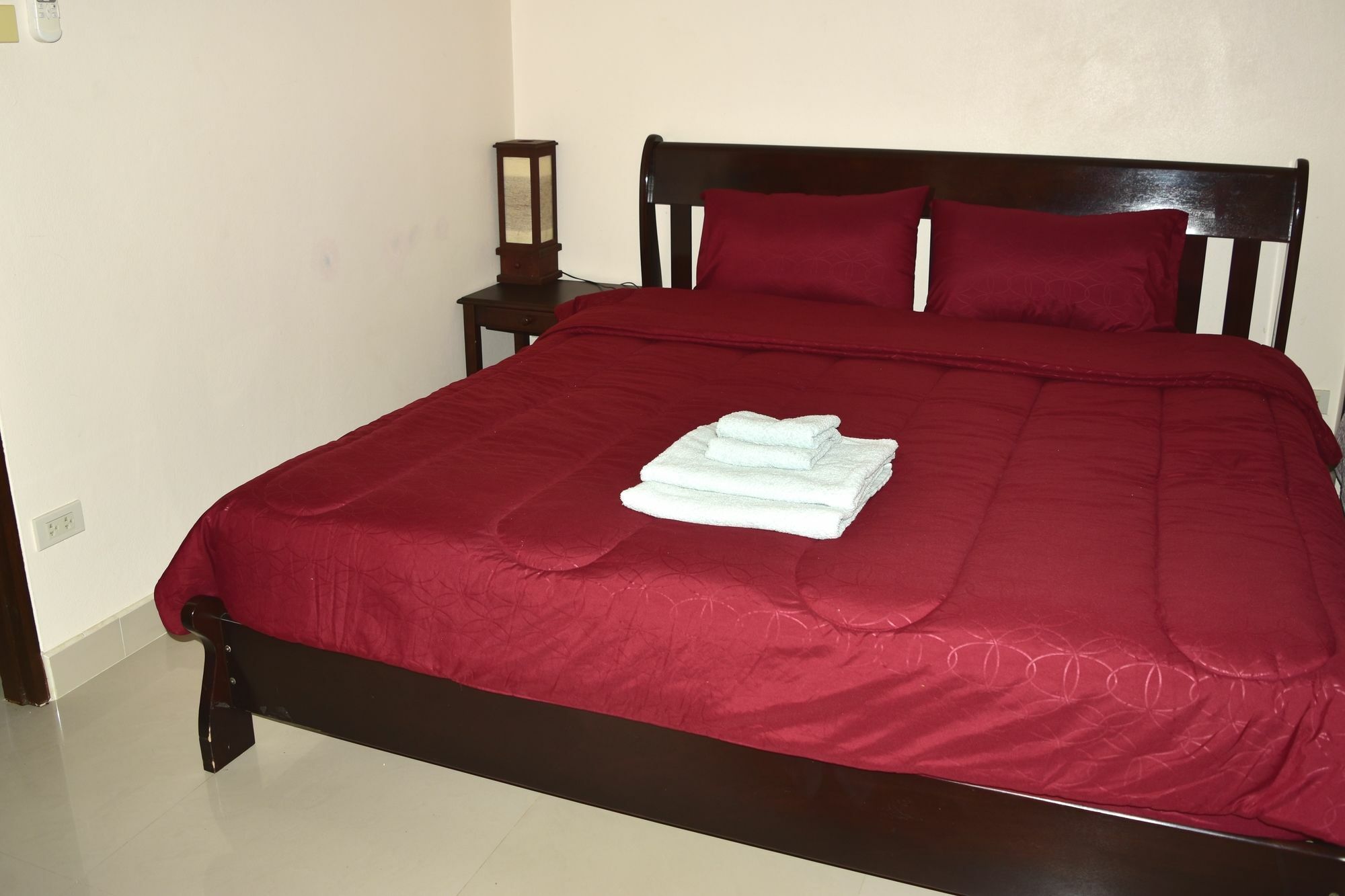 Kate House Bangsaphan سابان بانغ المظهر الخارجي الصورة